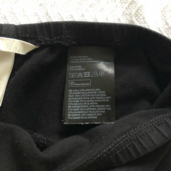H&M black maternity pants with zippers - mama - Picture 6 of 6
